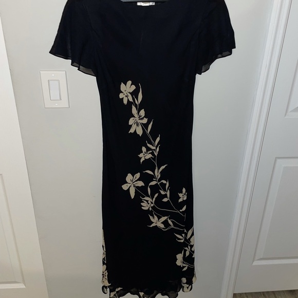 Talbots Dresses & Skirts - Vintage Talbots Floral Midi Dress